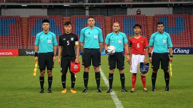 Timnas Thailand U-16 peluang lolos ke putaran final menjadi kecil setelah kalah dari Indonesia.