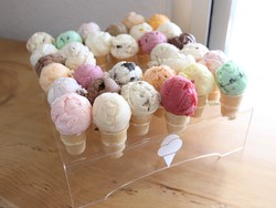 Nyamm! Gerai Ini Punya Platter Es Krim Isi 32 Rasa yang Unik dan Enak