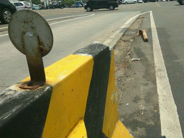 Ini Separator di Harmoni yang Ditabrak Pengemudi Aston Martin