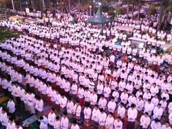 Ribuan Warga Kediri Gelar Doa Bersama Rayakan Tahun Baru Islam