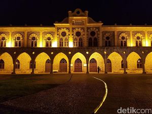 Foto: Stasiun Kereta yang Cantik di Madinah