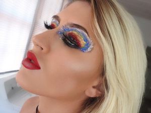 Rias Mata Terinspirasi Badai Irma, Blogger Ini Dikecam Netizen