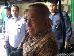 Soal Nobar Film G30S/PKI, Menhan: Nggak Usah Dipaksa-paksa