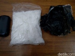 Polisi Tangkap 4 Penumpang Bus Bawa 20 Kg Ganja dan Sabu