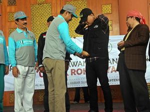 Wagub Jatim Lepas Keberangkatan Dua Relawan Rohingya