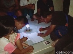 Warga Gunung Agung Diimbau Tak Bawa Banyak Uang ke Pengungsian