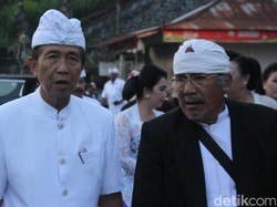 Gubernur Bali: Turis Jangan Dekat-dekat Gunung Agung Dulu