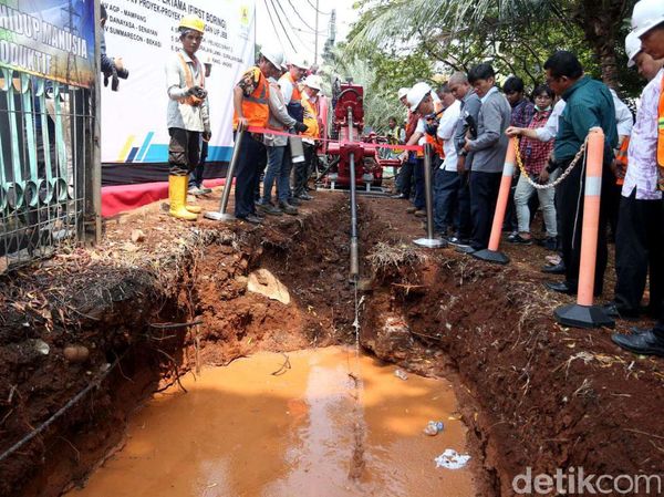 PLN Lakukan Pengeboran Kabel Listrik Bawah Tanah di Jakarta