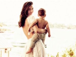 Foto: Mantan Victoria Secrets Angels yang Kini Jadi Hot Mama