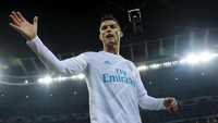 Madrid menyambut Ronaldo setelah diskors sebanyak lima pertandingan karena insiden yang terjadi di Piala Super Spanyol melawan Barcelona, Agustus silam. Foto: Gonzalo Arroyo Moreno/Getty Images