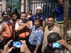 Petugas Perusak Taksi Minta Maaf, Aksi Blokade Jalan di Solo Bubar