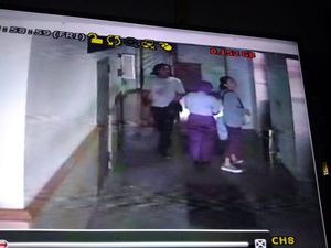 Misteri Jawaban Telepon Dini ke Keluarga 2 Hari Setelah Kematiannya