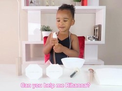 Viral, Aksi Menggemaskan Vlogger Cilik 2 Tahun Saat Review Foundation Rihanna