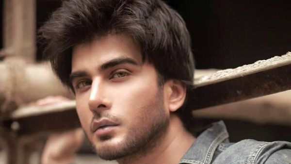 Ganteng Banget, Pria Ini Bintangi Descendants of the Sun Versi Pakistan