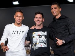 Pemain Terbaik Dunia 2017: Ronaldo, Messi, atau Neymar?