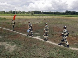 Cegah Aliran Pengungsi Rohingya, India Gunakan Granat Cabai