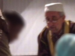 Mempelai Pria Dipenjara karena Nikahi Anak 14 Tahun