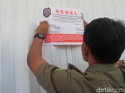 40 Mini Market Disegel, Bupati Bandung: Tidak Boleh di Jalan Desa