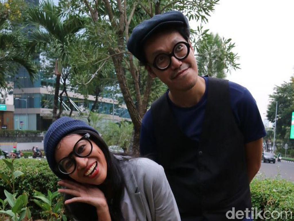 Endah N Rhesa Bikin Soundtrack untuk Buku Endah N Rhesa Bikin Soundtrack untuk Buku