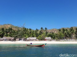 Masalah Klasik Kembangkan Pariwisata di Pulau Liran