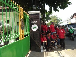 Pendukung Novanto Bertambah, Pengamanan Praperadilan Ditingkatkan