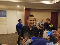 Lelang Mobil KPK, Pria Ini Menangi Alphard Fuad Amin Rp 301 Juta