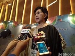Titiek Puspa: Ada yang Meracuni Anak-anak Indonesia