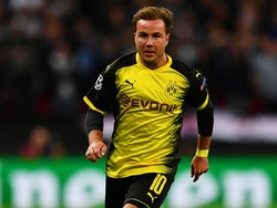 Mario Goetze kembali ke Borussia Dortmund hanya tiga musim setelah menyeberang ke klub rival, Bayern Munich. Namun, periode keduanya berseragam kuning-hitam tak berlangsung mulus karena gangguan kesehatan yang membuat dia menghabiskan sebagian besar musim 2016/2017. Foto: Dan Mullan/Getty Images