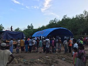 Tenda Bantuan Indonesia untuk Rohingya Tegak Berdiri di Bangladesh