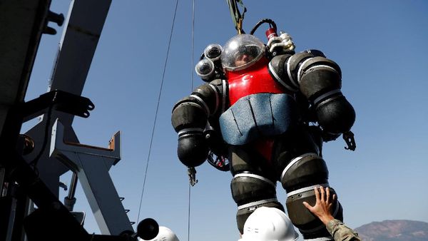 Bukan Baju Iron Man, Kostum ini Bikin Orang Bisa Masuk Laut Dalam