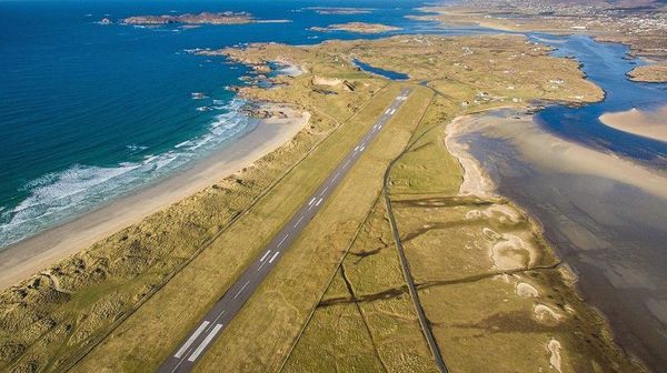 Foto: Tempat-tempat Pesawat Mendarat Paling Indah