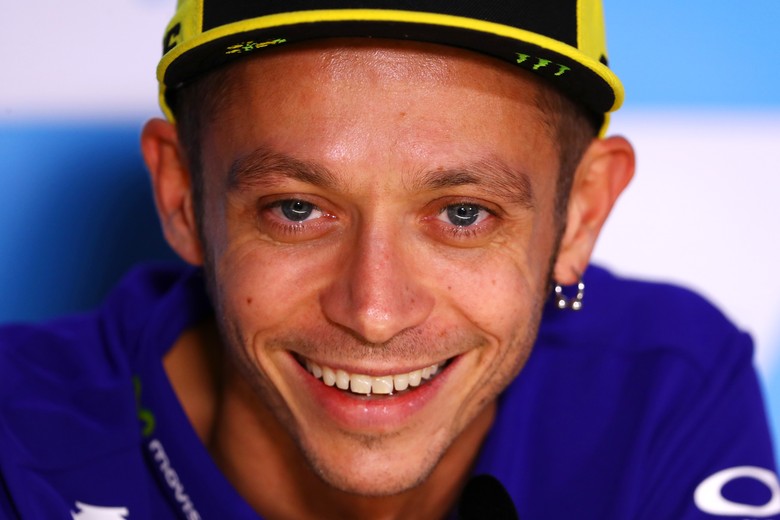 Rossi Kembali Lebih Cepat Bukan demi Titel Juara Rossi Kembali Lebih Cepat Bukan demi Titel Juara