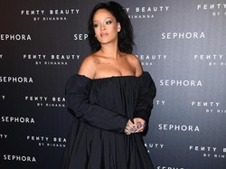 Rihanna Bakal Jadi Nama Jalan di Kota Kelahirannya