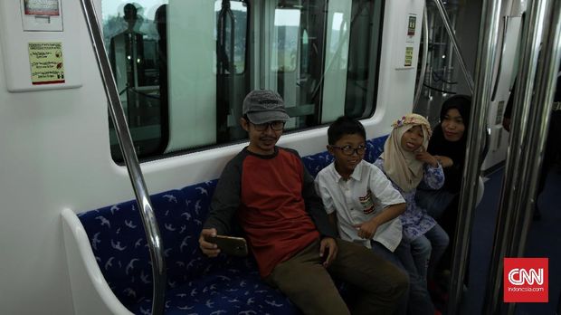 Menjajal Skytrain Bandara Internasional Soekarno-Hatta