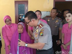 Gubuk Reyot Nenek Asiah di Bekasi Rampung Dibedah