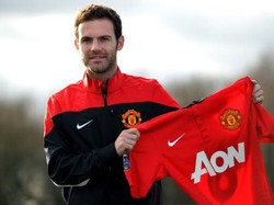 Juan Mata (2014). Chelsea menjualnya ke Manchester United seharga 39,1 juta pound sterling. Sebelum itu Chelsea membelinya seharga 23,5 juta pound sterling pada 2011 dari Valencia (untung 15,6 juta pound sterling). (Foto: PAUL ELLIS/AFP PHOTO)