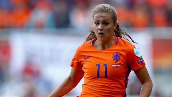 Lieke Martens: Pesepakbola Putri Paling Jago Sedunia, Manis Pula