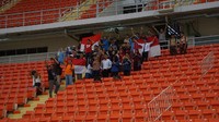 Suporter Indonesia yang menonton langsung di stadion ikut bergembira atas kemenangan Indonesia. Foto: dok. PSSI