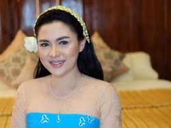 Vicky Shu Resmi Dinikahi Ade Imam, Maharnya Uang Tunai Sesuai Tanggal