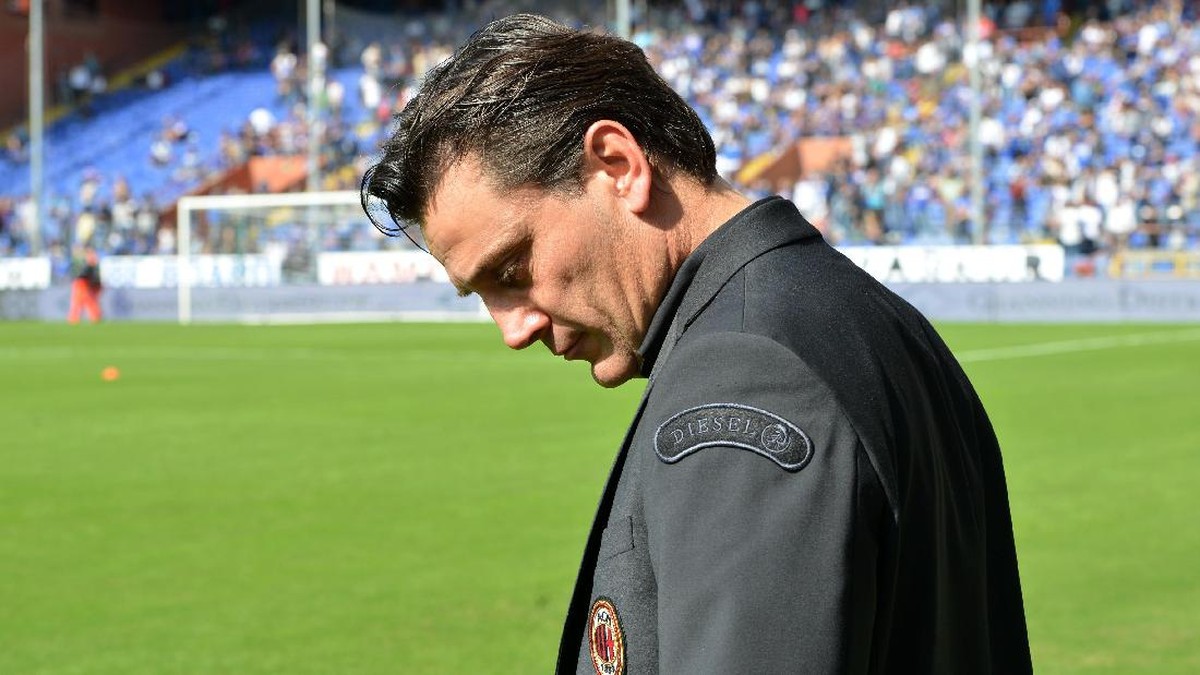 Vincenzo Montella kecewa dengan performa AC Milan saat dikalahkan Sampdoria (Foto: Paolo Rattini/Getty Images)
