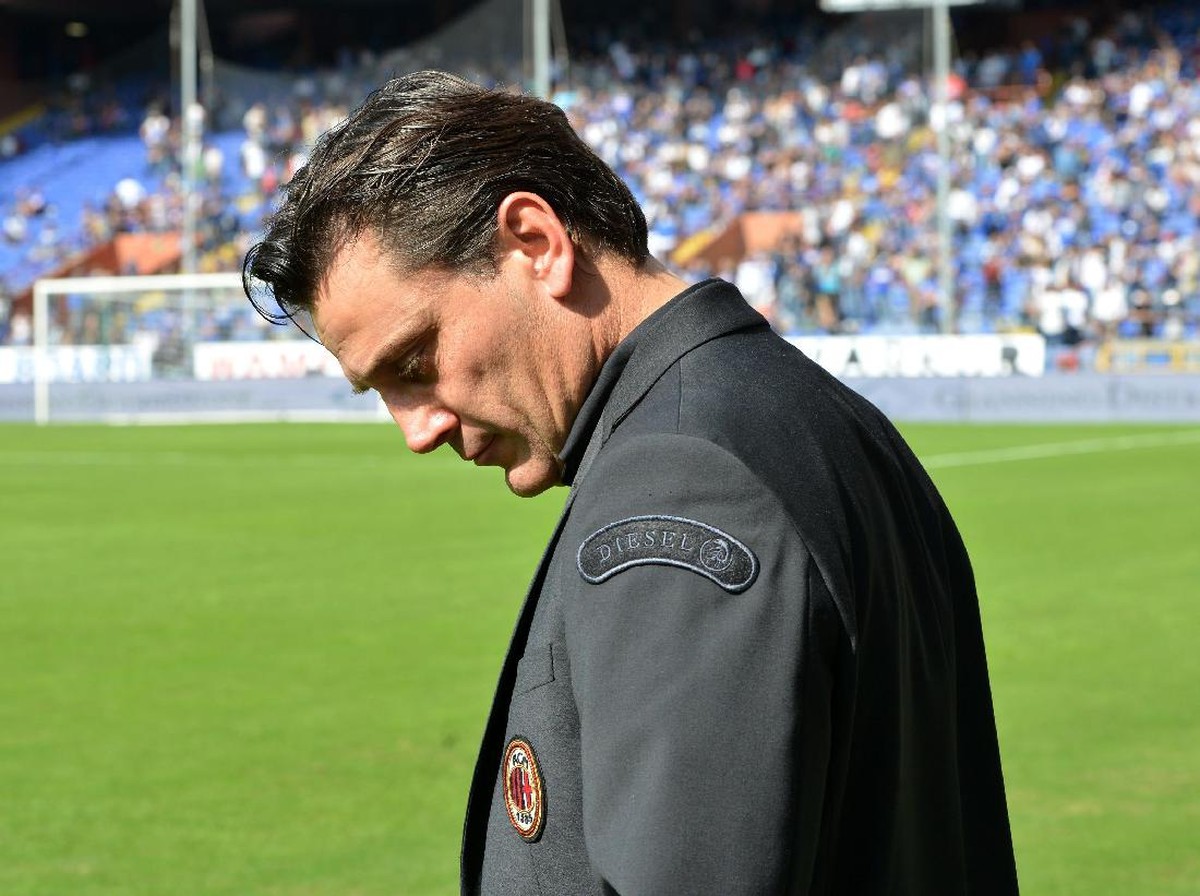 Vincenzo Montella dipecat AC Milan (Foto: Paolo Rattini/Getty Images)