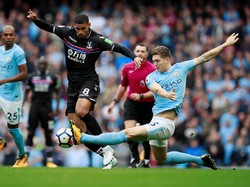 Clean Sheet sebagai Cara Stones Bayar Kepercayaan Guardiola