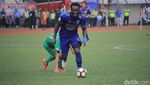 Gol Essien Selamatkan Persib dari Kekalahan di Kandang