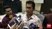 Direktur Amar Law Firm Alghiffari Aqsa menyebut pelapor Dandhy Laksono adalah anggota polisi