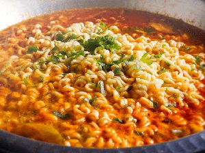 4 Bahan Tambahan Ini Dijamin Bikin Ramyun Instan Lebih Nikmat