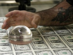 Siapa Keluarga Paling Kaya Raya di Indonesia?