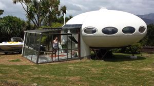 Unik, Ada Rumah Berbentuk UFO di Selandia Baru