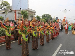 Merajut Persaudaraan dengan Pawai Taaruf di Kota Onde-onde