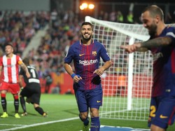 Suarez Tandai Penampilan ke-100 dengan Gaya