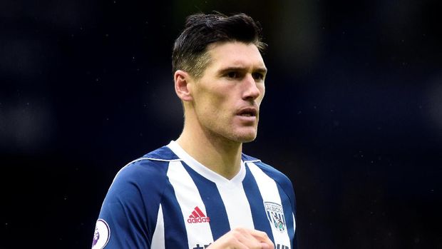 Gareth Barry berpeluang mencatat rekor pertandingan terbanyak di Liga Primer Inggris.
